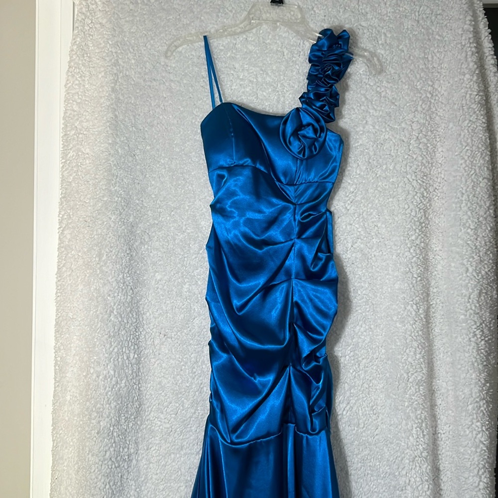 Blue mermaid prom dress